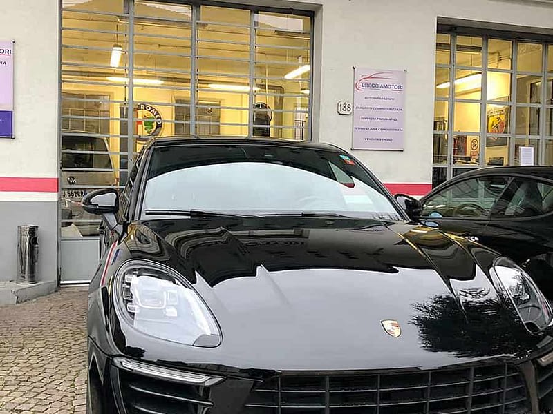Officina Porsche Como
